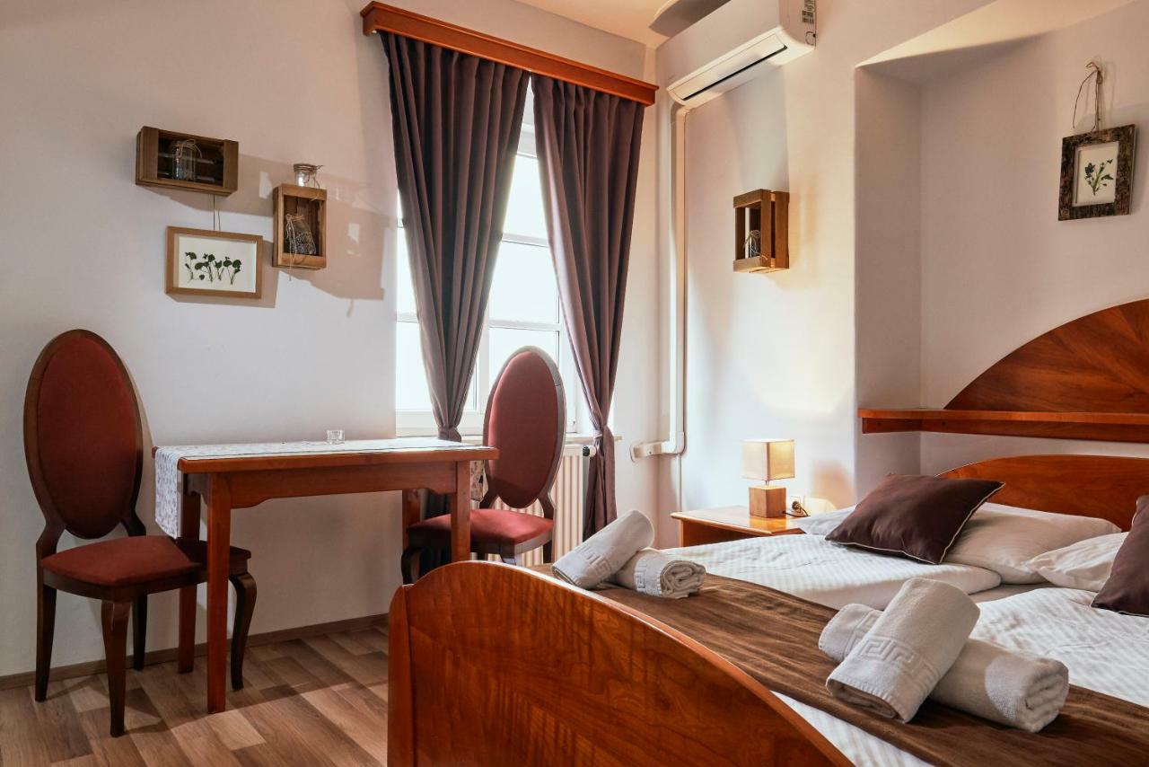 Rooms & Restaurant Ostarija Dolenjske Toplice Ngoại thất bức ảnh